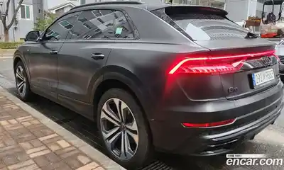 Audi Q8 2023 3.0 Автомат в Москве № 163942, миниатюра 3