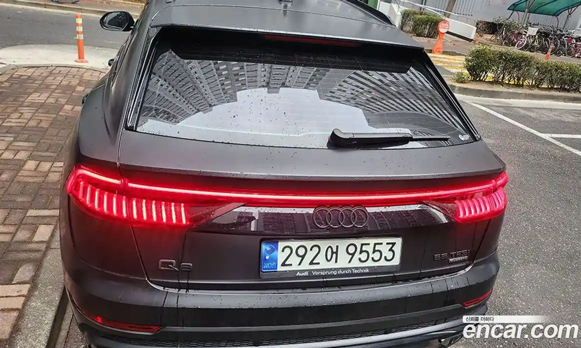 Audi Q8 2023 3.0 Автомат в Москве № 163942, фото 4