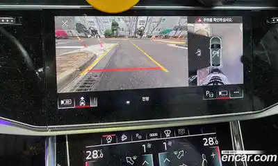 Audi Q8 2023 3.0 Автомат в Москве № 163942, миниатюра 9