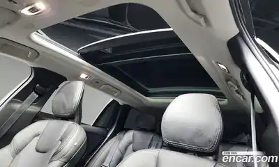 Volvo V60 2019 2.0 Автомат в Москве № 164346, миниатюра 4