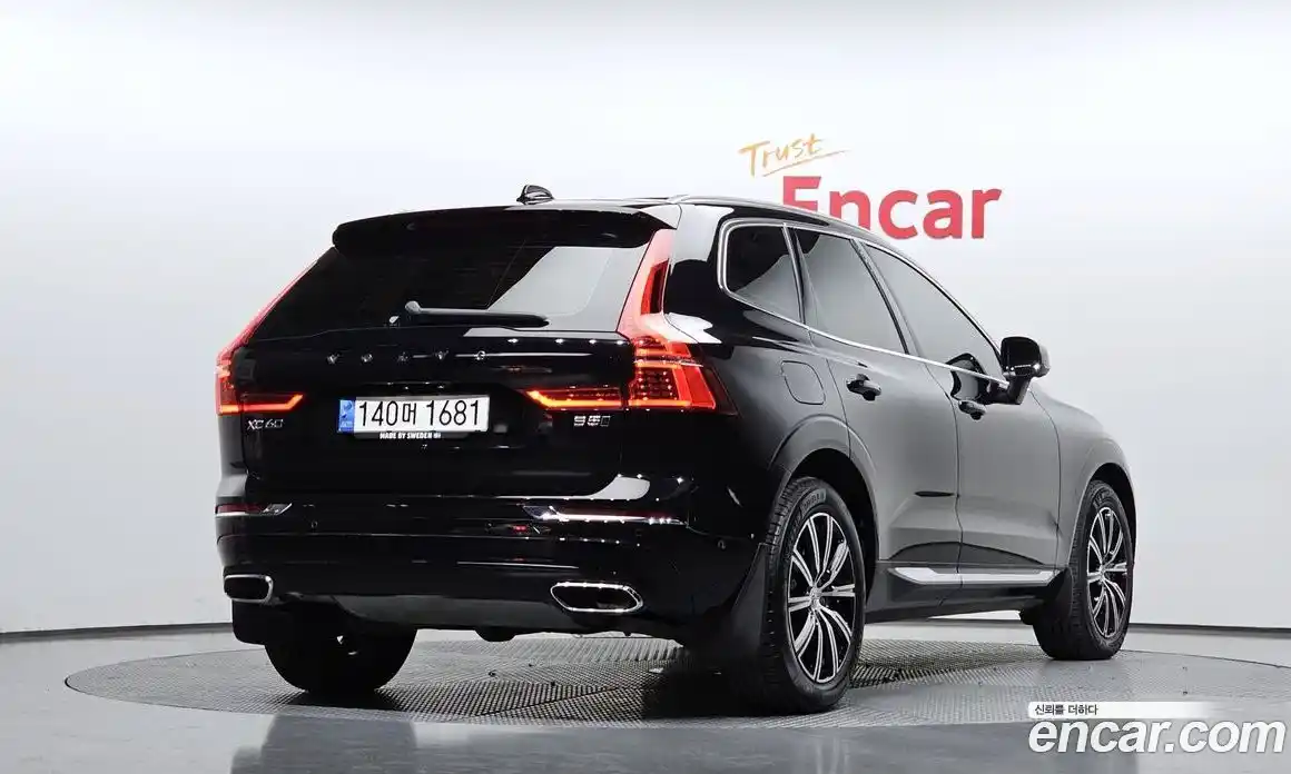 Volvo XC60 2021 2.0 Автомат в Москве № 164443, фото 18