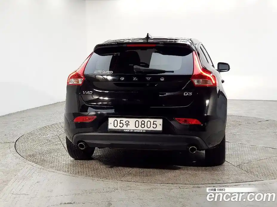 Volvo V40 2016 2.0 Автомат в Москве № 164861, фото 4