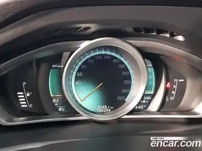 Volvo V40 2016 2.0 Автомат в Москве № 164861, миниатюра 8