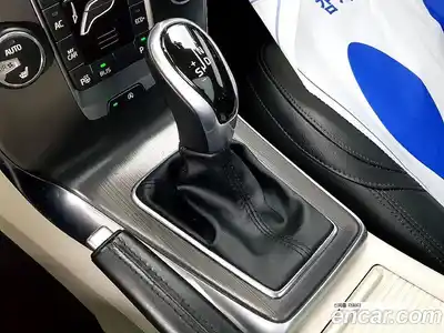 Volvo V40 2016 2.0 Автомат в Москве № 164861, миниатюра 9