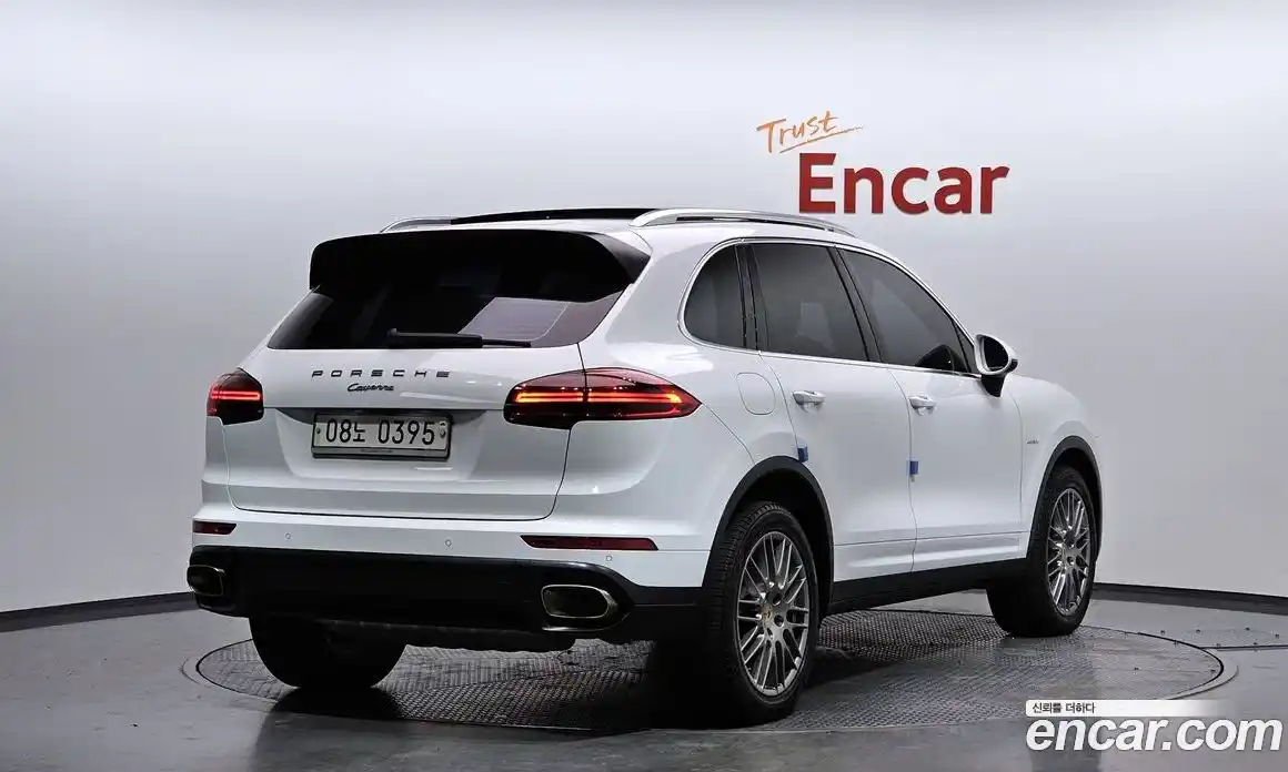 Porsche Cayenne 2016 3.0 Автомат в Москве № 165571, фото 17