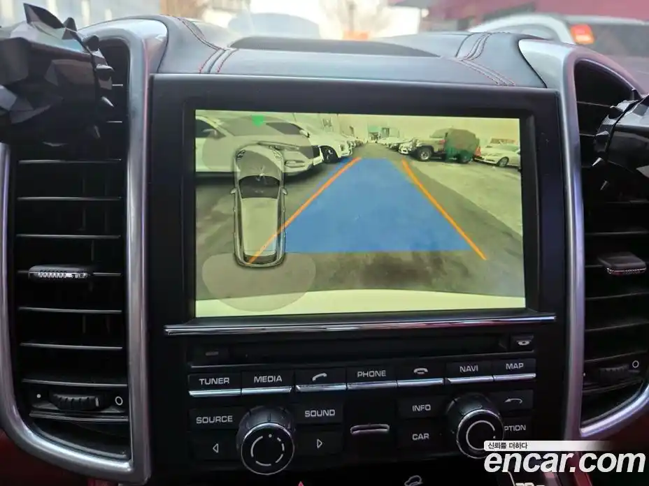 Porsche Cayenne 2016 3.0 Автомат в Москве № 165571, фото 20