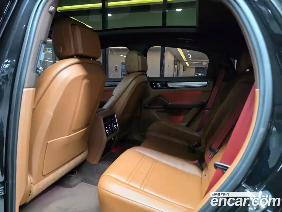 Porsche Cayenne 2023 3.0 Автомат в Москве № 165744, фото 9
