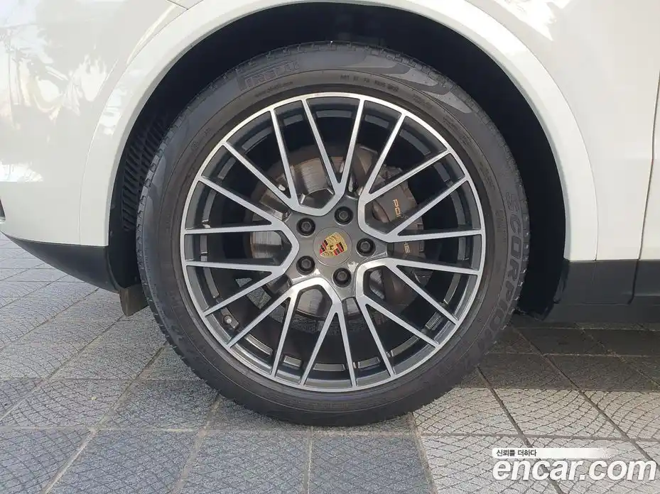 Porsche Cayenne 2019 3.0 Автомат в Москве № 165864, фото 20
