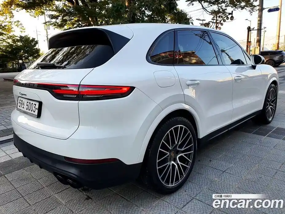 Porsche Cayenne 2019 3.0 Автомат в Москве № 165864, фото 4