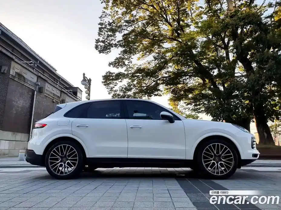 Porsche Cayenne 2019 3.0 Автомат в Москве № 165864, фото 8