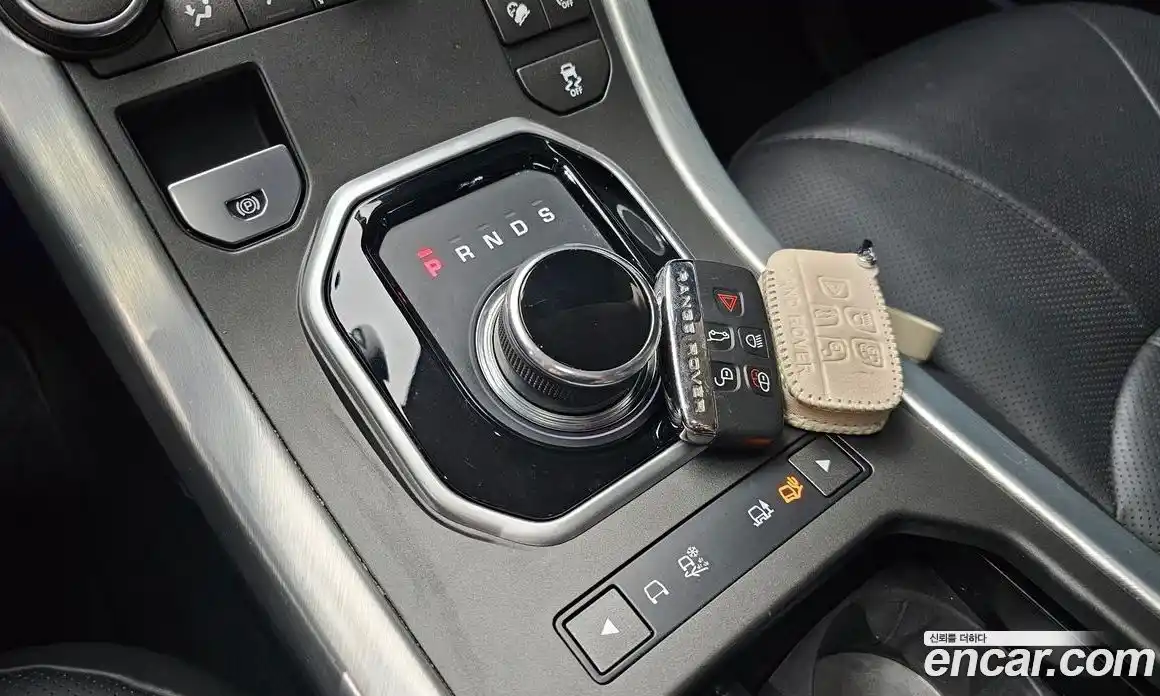 Land Rover Range-Rover Evoque 2018 2.0 Автомат в Москве № 166149, фото 11