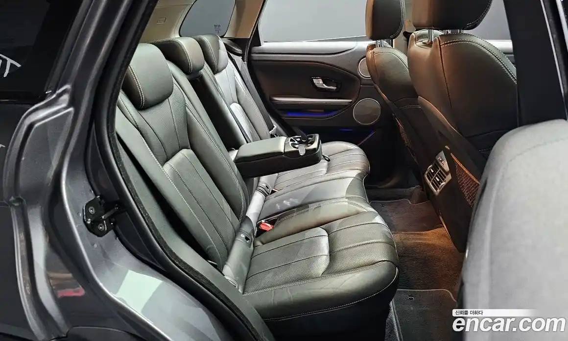 Land Rover Range-Rover Evoque 2018 2.0 Автомат в Москве № 166149, фото 18