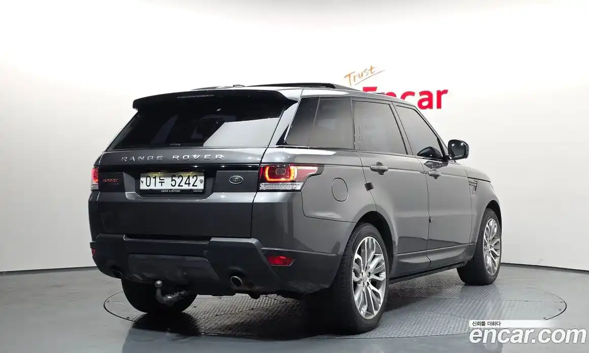 Land Rover Range-Rover Sport 2016 3.0 Автомат в Москве № 166536, фото 18