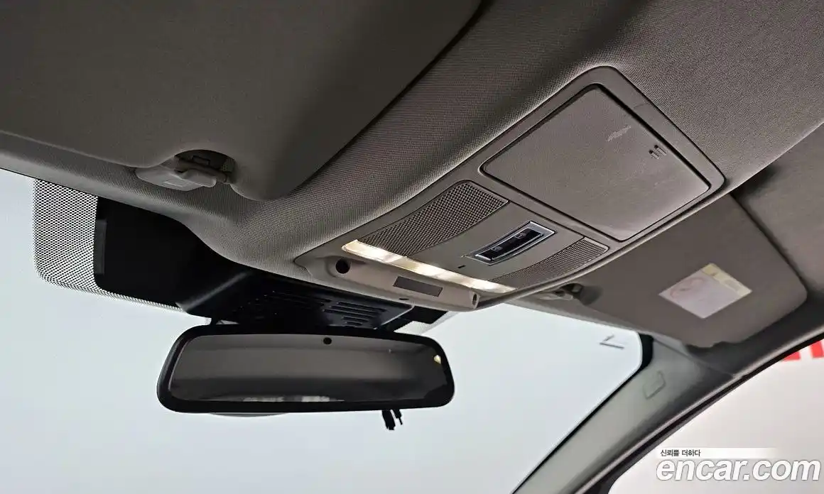 Land Rover Discovery Sport 2018 2.0 Автомат в Москве № 166623, фото 9