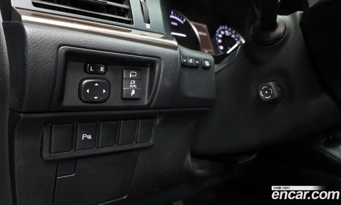 Lexus ES 2016 2.5 Автомат в Москве № 168233, фото 17