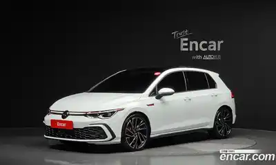 Volkswagen Golf, 2024