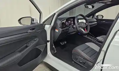 Volkswagen Golf 2024 2.0 Автомат в Москве № 168399, миниатюра 6