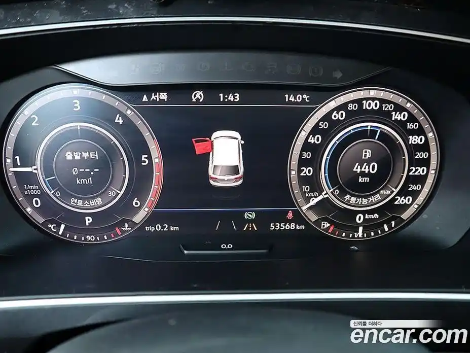 Volkswagen Tiguan 2018 2.0 Автомат в Москве № 169194, фото 9