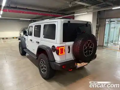 Jeep Wrangler 2024 2.0 Автомат в Москве № 169337, миниатюра 4