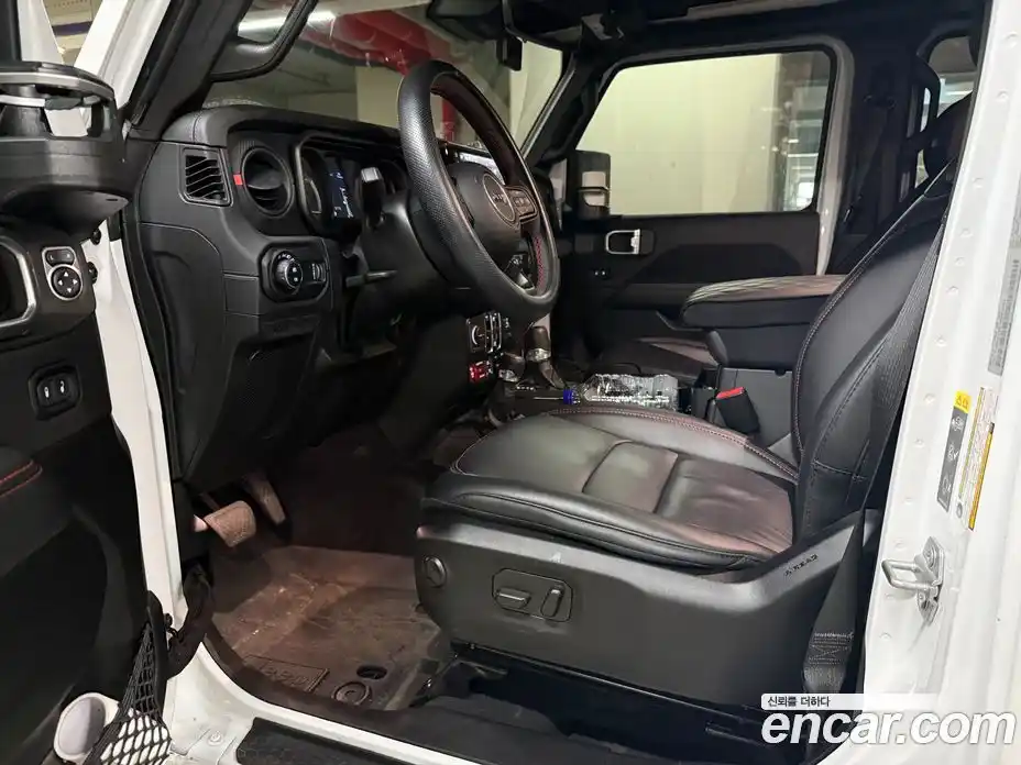 Jeep Wrangler 2024 2.0 Автомат в Москве № 169337, фото 10