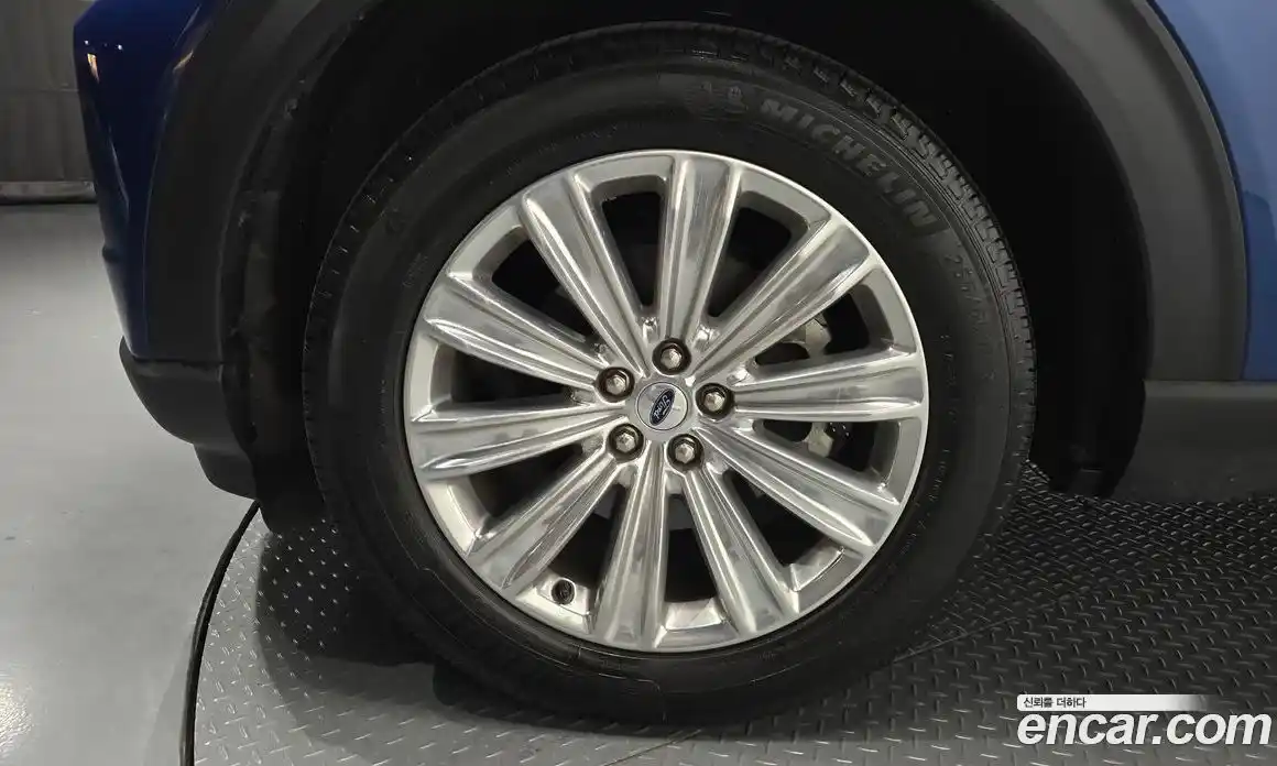 Ford Explorer 2022 2.3 Автомат в Москве № 170744, фото 19