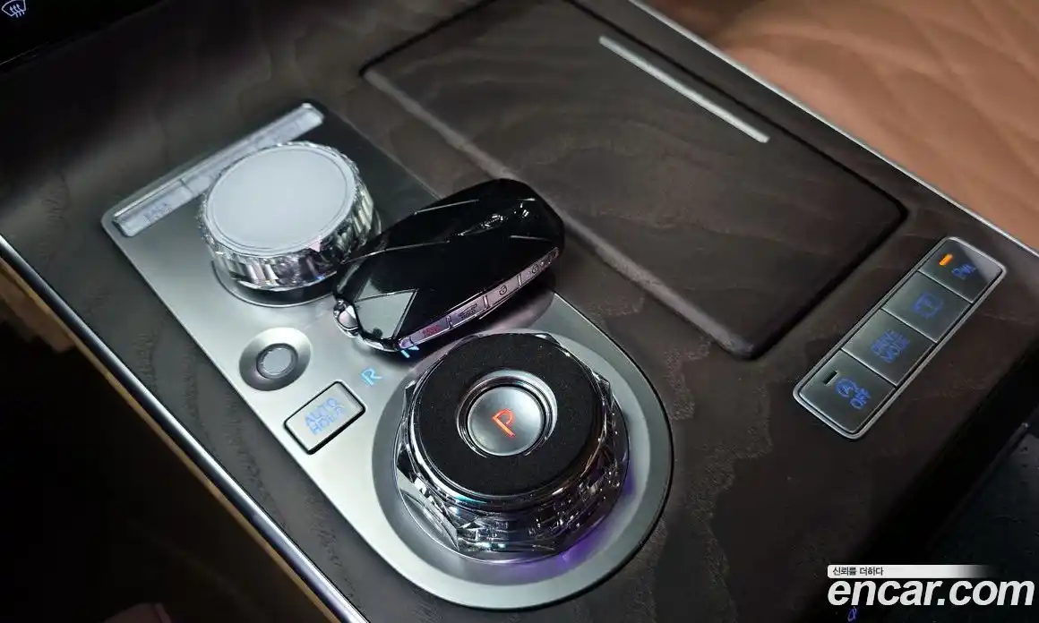 Genesis G80 2026 2.5 Автомат в Москве № 17562, фото 1