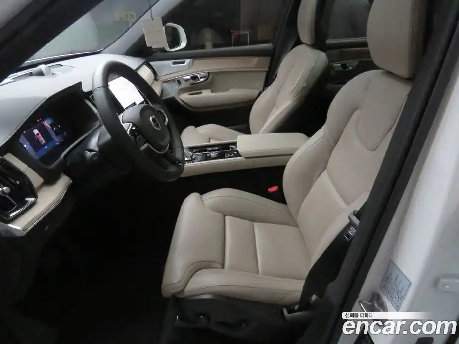 Volvo XC90 2026 2.0 Автомат в Москве № 176947, фото 10