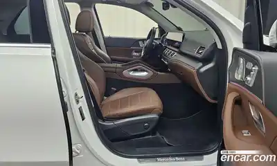 Mercedes-Benz GLE-Class 2023 3.0 Автомат в Москве № 177952, миниатюра 11