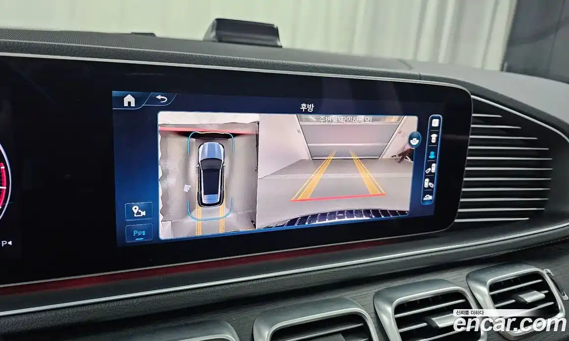 Mercedes-Benz GLE-Class 2023 3.0 Автомат в Москве № 177952, фото 16