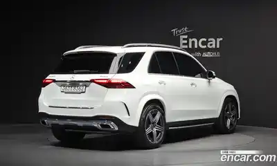Mercedes-Benz GLE-Class 2023 3.0 Автомат в Москве № 177952, миниатюра 2