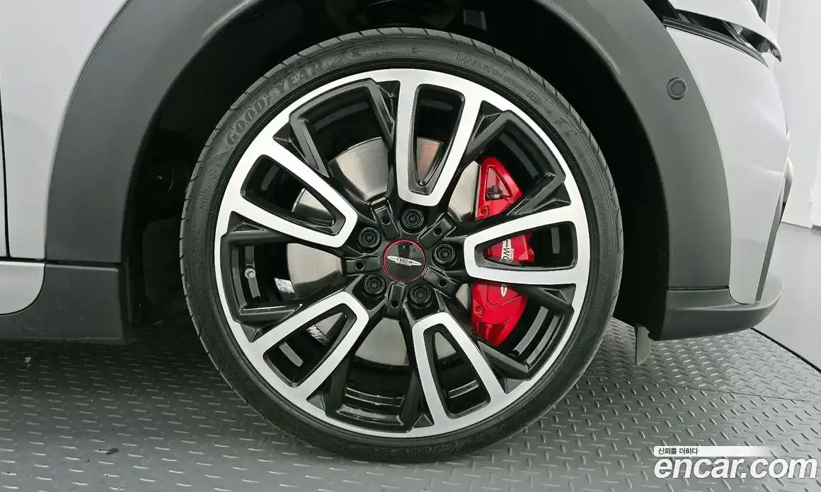 Mini Cooper 2024 2.0 Автомат в Москве № 178455, фото 14