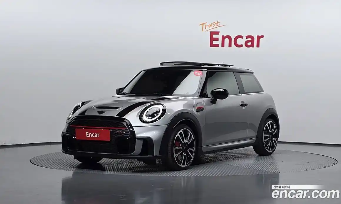 Mini Cooper 2024 2.0 Автомат в Москве № 178455, фото 6