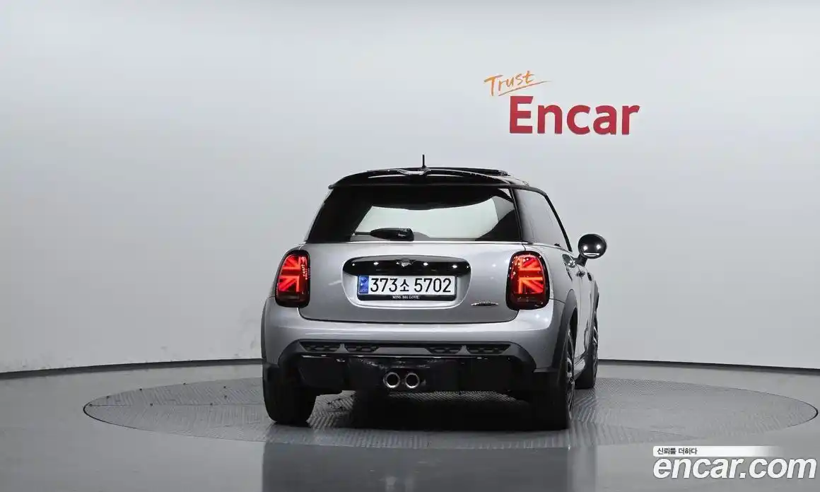 Mini Cooper 2024 2.0 Автомат в Москве № 178455, фото 10