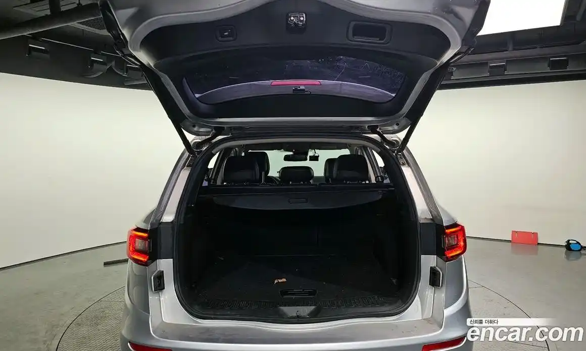 Renault QM6 2017 2.0 Автомат в Москве № 185216, фото 20