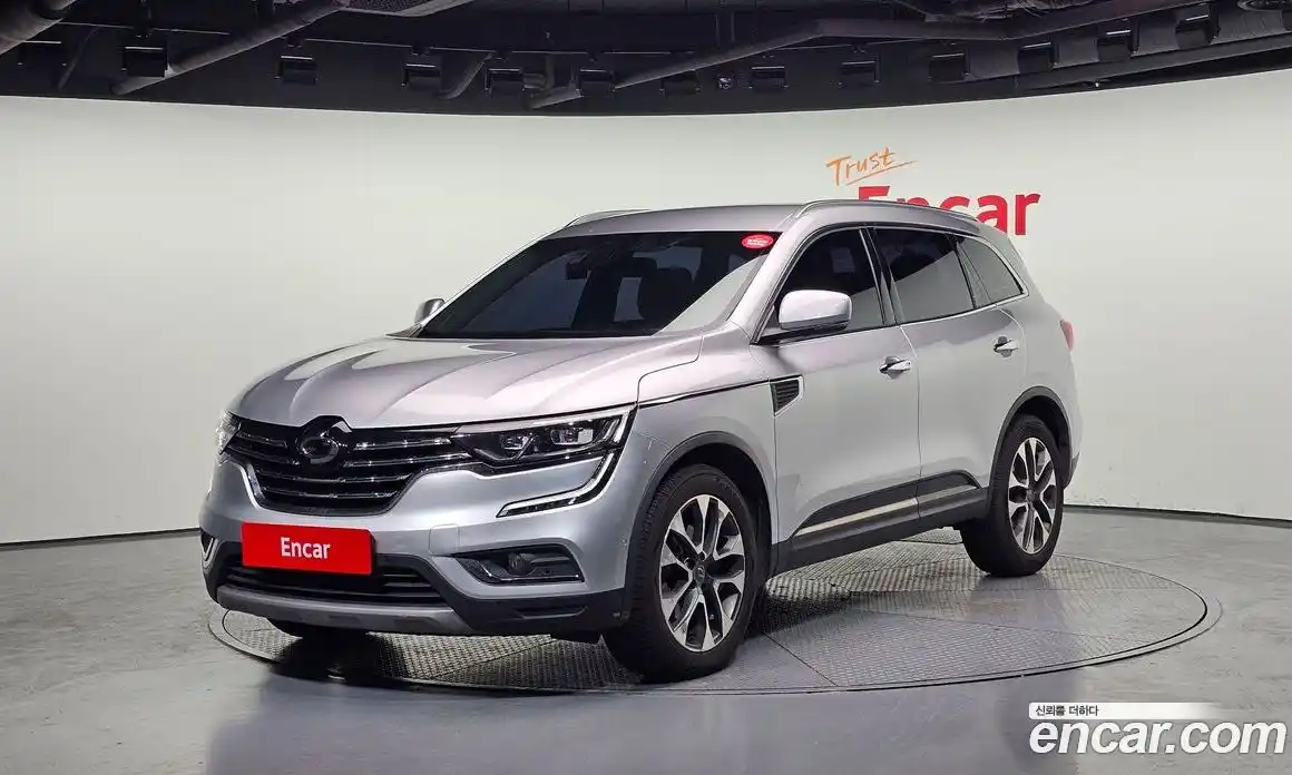 Renault QM6 2017 2.0 Автомат в Москве № 185216, фото 10