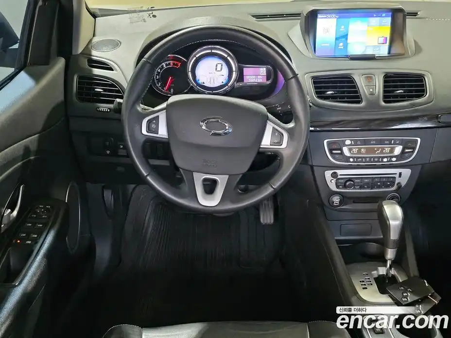 Renault SM3 2013 1.6 Автомат в Москве № 186332, фото 11