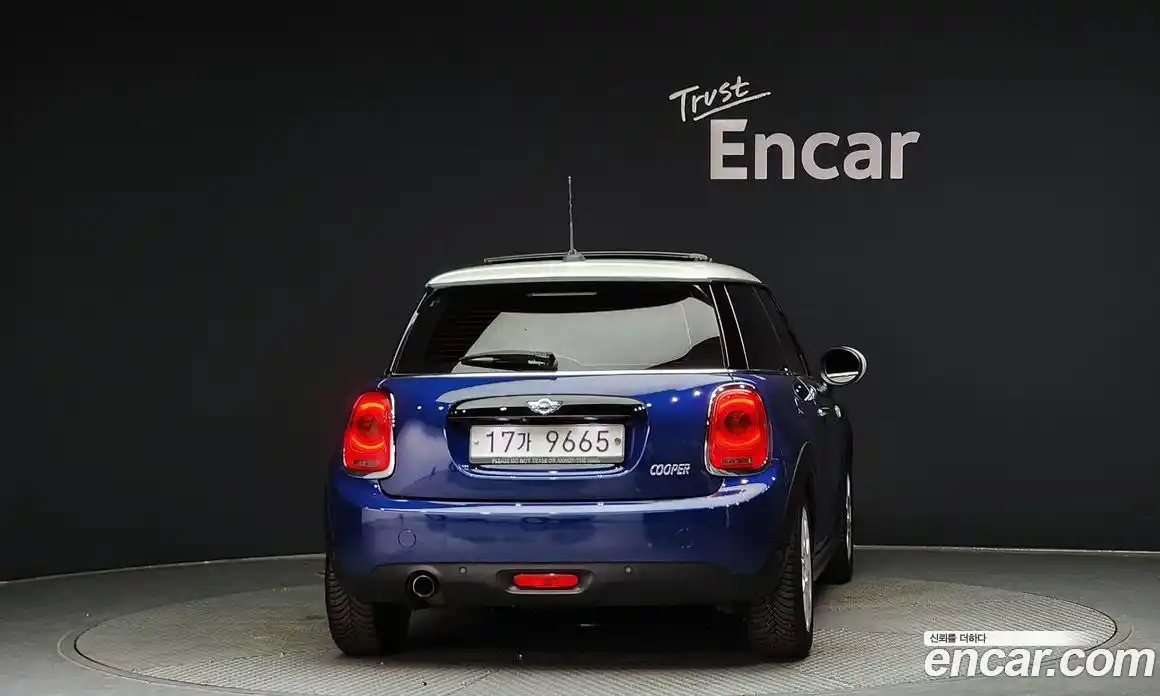 Mini Cooper 2018 1.5 Автомат в Москве № 186784, фото 15