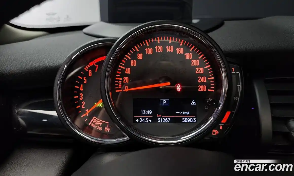 Mini Cooper 2018 1.5 Автомат в Москве № 186784, фото 8