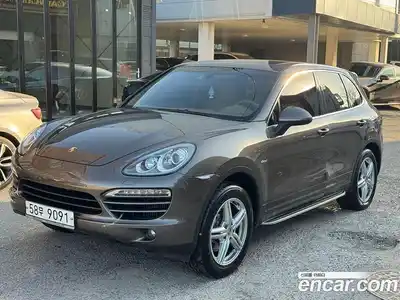 Porsche Cayenne, 2013