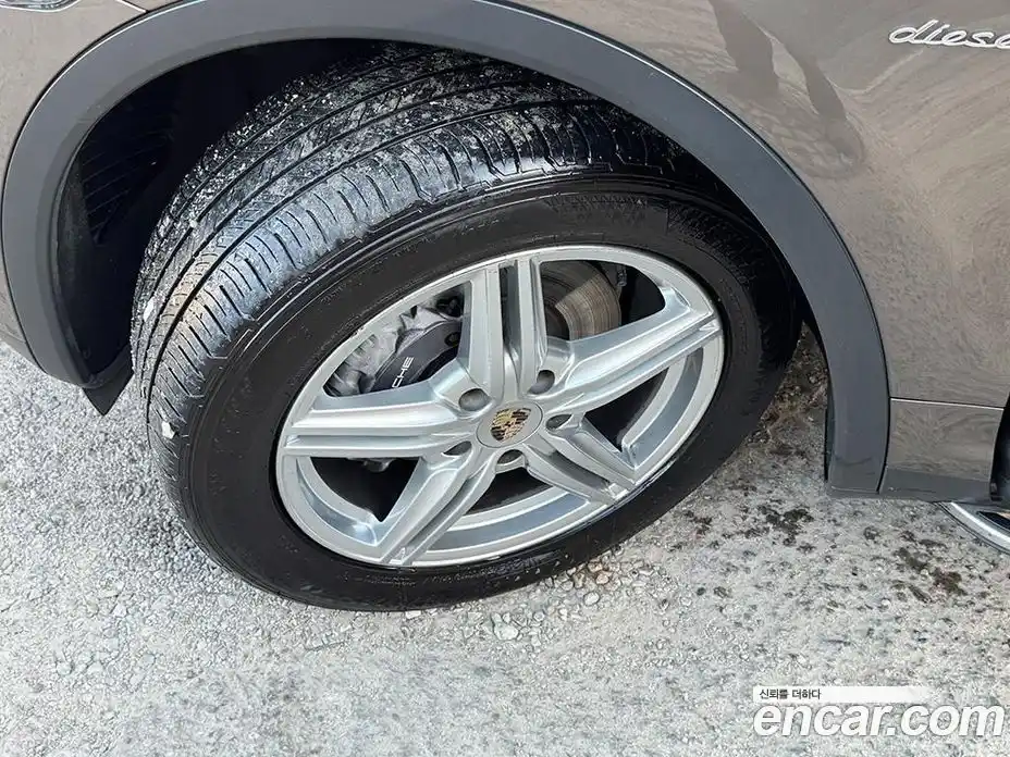 Porsche Cayenne 2013 3.0 Автомат в Москве № 187202, фото 20