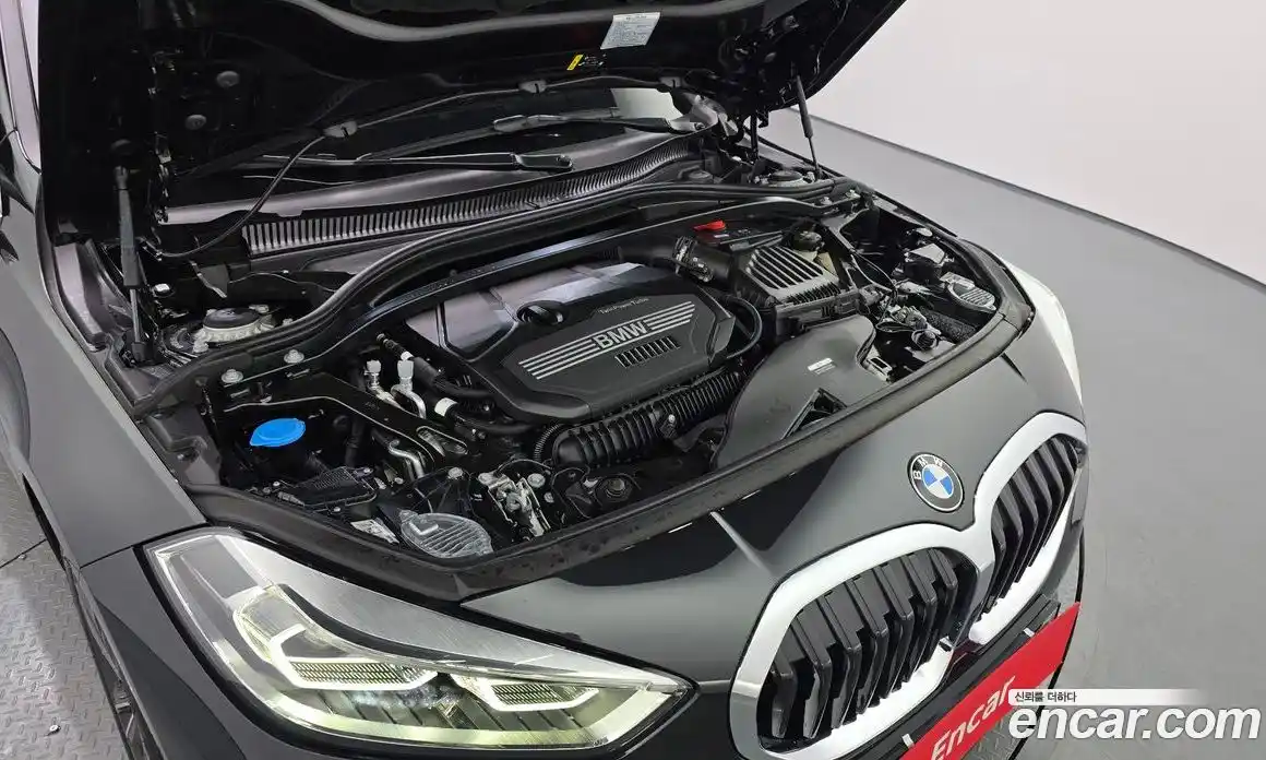 BMW 1-Series 2024 2.0 Автомат в Москве № 188723, фото 12