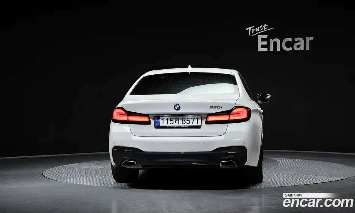 BMW 5-Series 2023 2.0 Автомат в Москве № 189399, фото 14