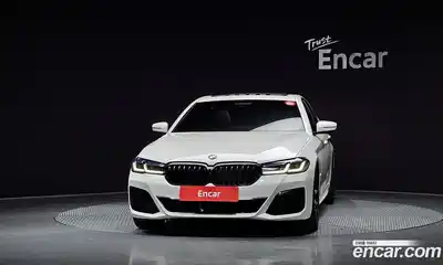 BMW 5-Series 2023 2.0 Автомат в Москве № 189399, миниатюра 2