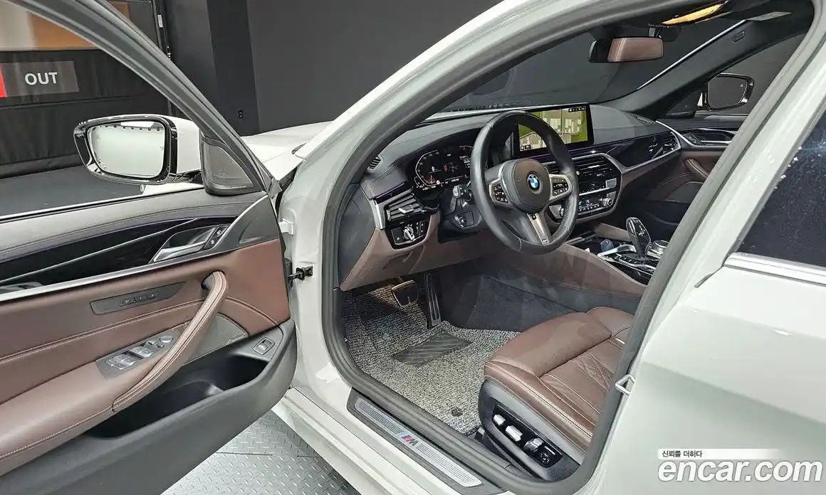 BMW 5-Series 2023 2.0 Автомат в Москве № 189399, фото 4