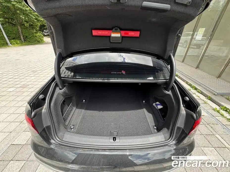 Audi A4 2023 2.0 Автомат в Москве № 189734, фото 20