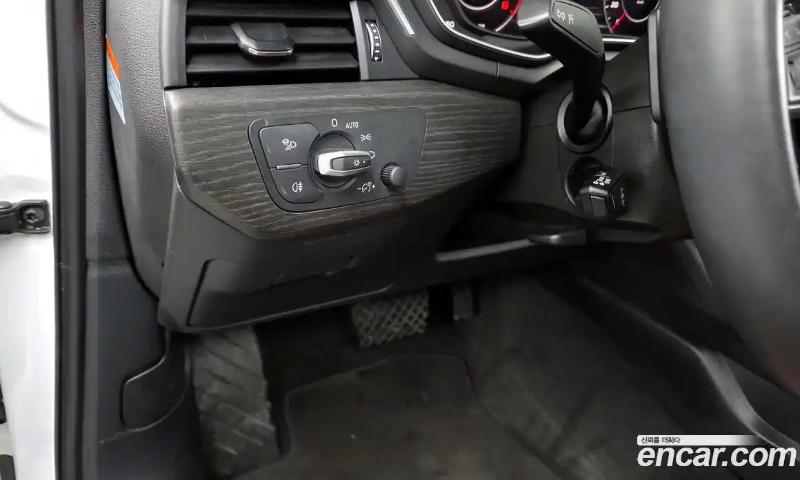 Audi A4 2018 2.0 Автомат в Москве № 193361, фото 19