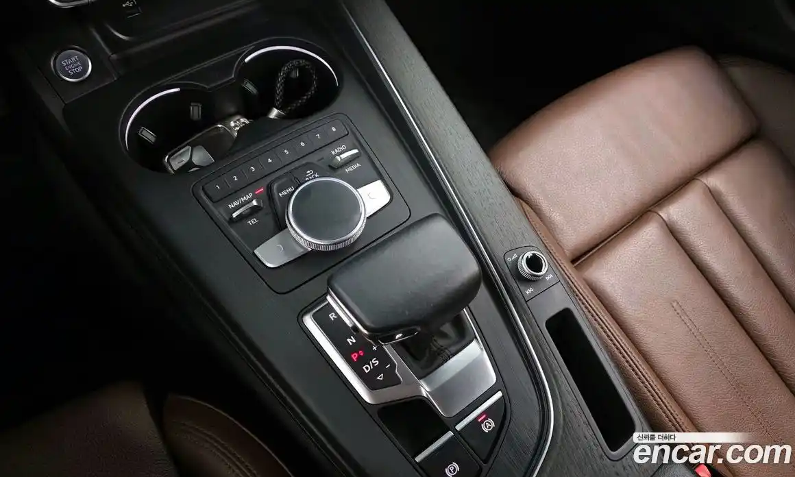 Audi A4 2018 2.0 Автомат в Москве № 193361, фото 10