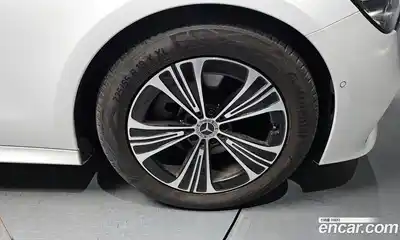 Mercedes-Benz E-Class 2025 2.0 Автомат в Москве № 193733, миниатюра 6