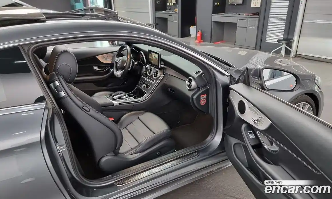 Mercedes-Benz C-Class 2016 2.0 Автомат в Москве № 194151, фото 14