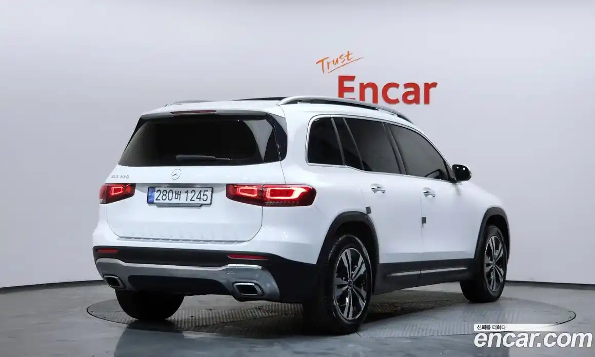 Mercedes-Benz GLB-Class 2021 2.0 Автомат в Москве № 194251, фото 13